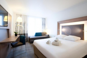 Отель Novotel Basel City  Базель